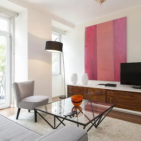 Apartment Joivy Stunning 3br Apt With Balcony, Nearby Saldanha Subway & Ist *