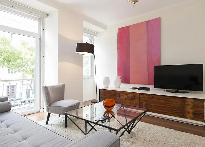 Apartment Joivy Stunning 3br Apt With Balcony, Nearby Saldanha Subway & Ist *